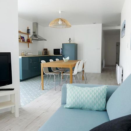 Bel Appartement Dans Maison Au Bourg ロクマリア＝プルザネ エクステリア 写真