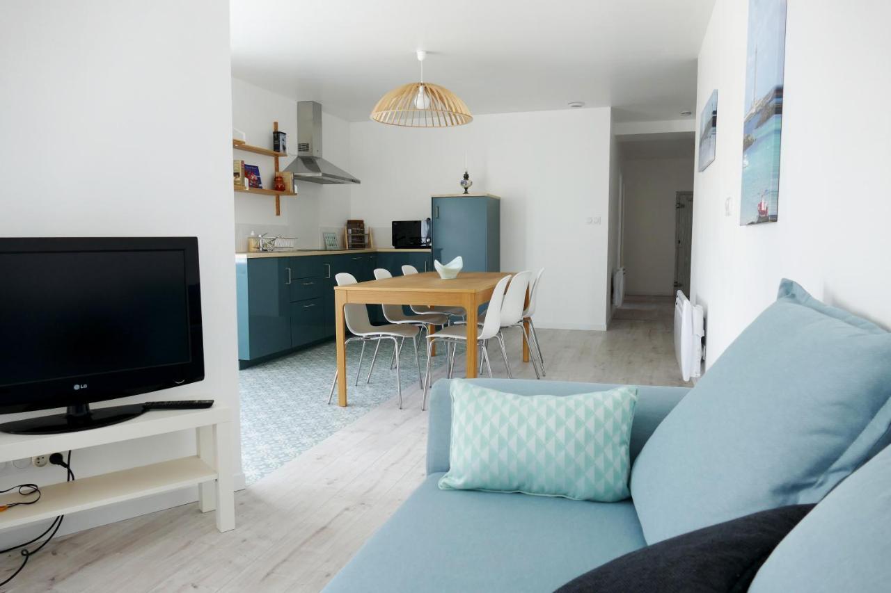 Bel Appartement Dans Maison Au Bourg ロクマリア＝プルザネ エクステリア 写真