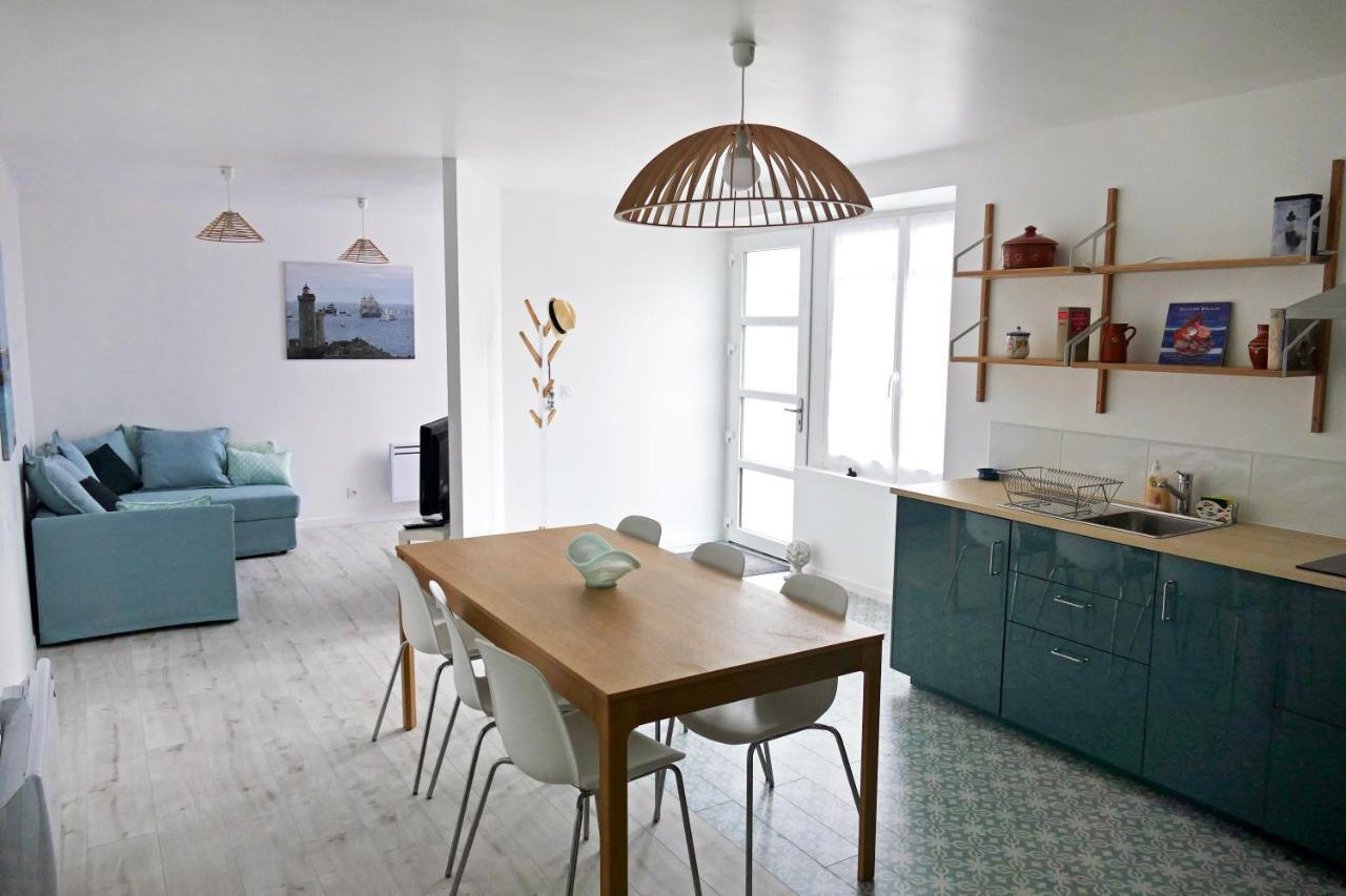Bel Appartement Dans Maison Au Bourg ロクマリア＝プルザネ エクステリア 写真